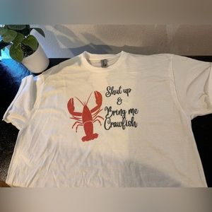 Bring me Crawfish Graphic T-shirt